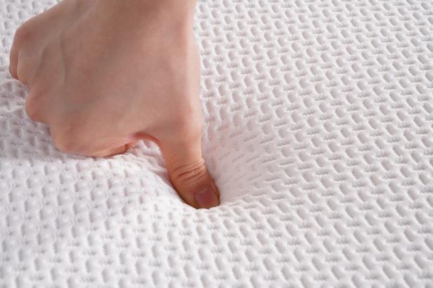 Métodos de limpeza para colchões de espuma viscoelástica